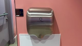 KINGWE Jetdry Bluedry EcoDry Hand Dryer at The Thackray Museum of Medicine Ground Floor Leeds ♿️ [upl. by Belak]