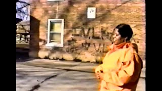 1992 Altgeld Gardens Homes Chicago Housing Project on South SideResidents Talk CrimeGangsPolice [upl. by Uranie]