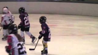 Le hockey sur glace sous le soleil de Hong Kong [upl. by Haela]