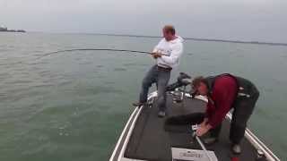 Jigging For Musky Using The Bondy Bait [upl. by Gnihc]