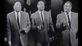 Mills Brothers  Glow Worm live 1957 [upl. by Niwdog]