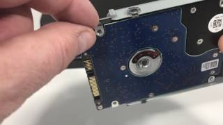 Tech Cambiare Hard Disk di PS4 PRO  SSD SSHD [upl. by Nalac554]