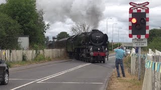 35018  British India Line visits the Wensleydale Railway [upl. by Cirilla]