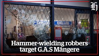 Hammerwielding robbers target GAS Māngere  nzheraldconz [upl. by Pillow]