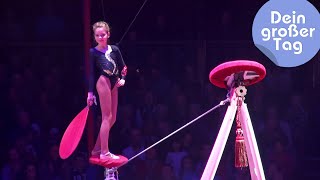 Balanceakt im Circus Roncalli  Romy als Zirkusartistin  Dein großer Tag  SWR Plus [upl. by Lek768]