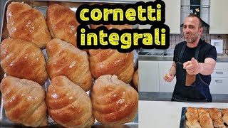 🥐CORNETTI INTEGRALI LEGGERISSIMI CON POCHI GRASSI E ZUCCHERIRICETTA FACILECORSO DI PASTICCERIA [upl. by Oralla]