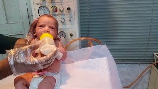 New born baby take oral feed after recovery baby is so beautifull looking his drinking style 😄🥰😎 [upl. by Rubbico]