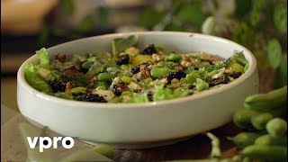 Recept Yvettes maaltijdsalade met bramen tuinbonen en gorgonzola [upl. by Zarihs]