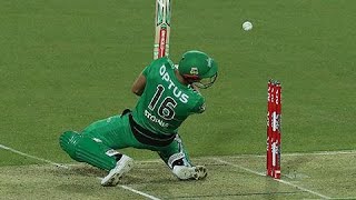 Stoinis cops full force of scorching Meredith delivery [upl. by Suoirad]