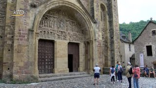 Abbatiale de Conques  suivez le guide [upl. by Fabria]