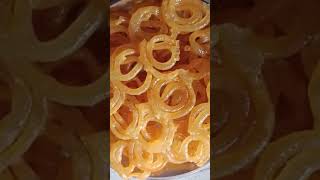 Tapki jaye jalebi ras ki 🤣 viralvideo funnyvideos trendingnow bhojpuristatus foodshorts [upl. by Ehcor]