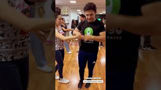 Salsa y Bachata nivel principiante junto a Gustavo Marmol🕺😉 [upl. by Appolonia514]