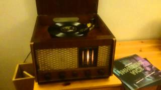 Inherent Vice on a 1940s record player [upl. by Stoecker]