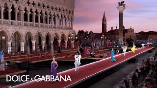 Venezia 2021 the DolceampGabbana Alta Moda Fashion Show in Piazzetta San Marco [upl. by Henn992]