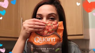 Quorn Swedish style balls review [upl. by Betsey]