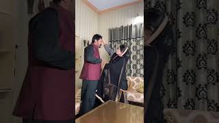 Kuch paisy den ami abu k ghar jana 🤓 fizamasoom husbandwifecomedy funny foryou [upl. by Koppel]