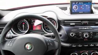 Alfa Romeo Giulietta Quadrifoglio Verde  test regioMoto [upl. by Eellehs834]