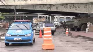 Moradora do Complexo da Maré é baleada e morre na madrugada dessa terçafeira [upl. by Delcina]