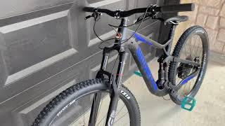 Motobecane HAL BOOST CF 29er AXS [upl. by Oeak128]