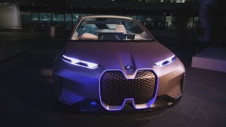 Präsentation des BMW iNext Die Zeichen stehen auf EMobilität [upl. by Alleahcim]