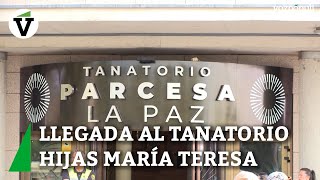 Las hijas de María Teresa Campos llegan al tanatorio de La Paz [upl. by Trofmoc385]