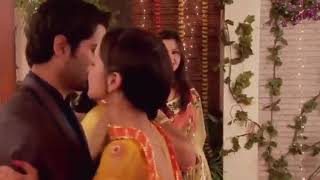 strange love kushi kisses Arnav unknowingly [upl. by Geer488]