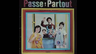 PassePartout  Les Chansons Volume 1  2  Les Grenouilles 1980 [upl. by Enneles]