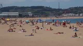 GIJÓNXIXÓN ASTURIAS PLAYA DE PONIENTE ARENAL DEL NATAHOYO EN VERANO [upl. by Weeks]