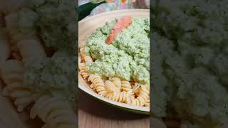 SCHNELLE ZUCCHINI PASTA MIT LACHS  BRZA TJESTENINA SA TIKVICAMA I LOSOSOM pasta hanumakocht [upl. by Tecil]