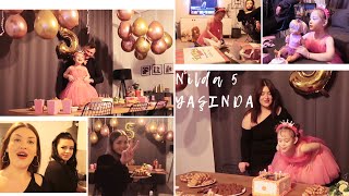 5 YAŞ DOĞUM GÜNÜ PARTİSİ ve HEDİYELERİ AÇIYORUZ 🎂🎁🥳🌸💜 vlog nilda [upl. by Uriel378]