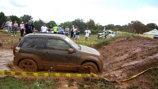 SUZUKI VITARA CON MUCHO BARRO [upl. by Anirehtac]