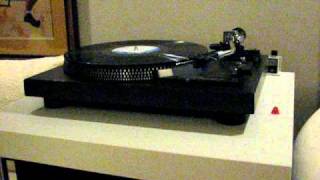 Technics SL1900 Turntable [upl. by Inahet]