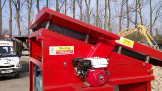 quot WALKROUNDquot NEW SOIL SCREENER FERRARI RED COMPLETE WITH HOPPER [upl. by Ayirp275]