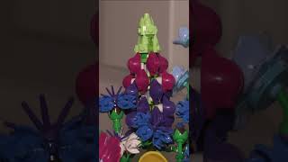 Building a Mothers Day Gift with LEGO Botanical Collection Wildflower Bouquet 10313 lego [upl. by Allx961]