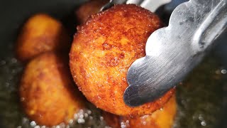 BOLITAS DE PLATANO MADURO FRITAS CON MUCHO QUESO  Vivir para Comer [upl. by Euqinna796]