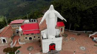 VOLANDO EN DRONE  BOGOTA CERROS DE MONSERRATE Y GUADALUPE  COLOMBIA [upl. by Ynohtona615]