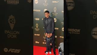 Lamine Yamal en compagnie de son petit frère Cérémonie du Ballon dOr football shorts [upl. by Trinee587]