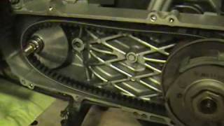 Changing the CVT drive belt and rollers on a SYM HD200 pt2 [upl. by Pepe]