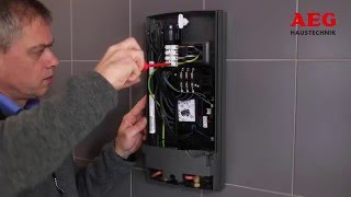 Elektronische Durchlauferhitzer von AEG – Installationsvideo [upl. by Qerat]