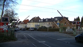 Spoorwegovergang Dortmund Knappschaftskrankenhaus D  Railroad crossing  Bahnübergang [upl. by Wolbrom]