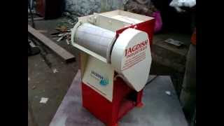 PORTABLE COTTON GINNING MACHINE BY JAGDISH INDUSTRIES INDIA Cotton Gin  MERCHANT GIN  Small Scale [upl. by Amandy]