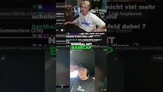 Papaplatte reagiert auf Tiktok papaplatte papaplatte twitch twitchtok lustig funny streaming [upl. by Gamaliel]