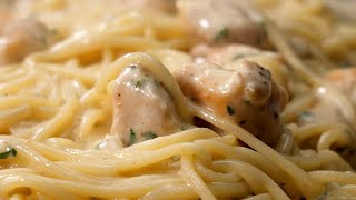 Pasta alfredo con pollo 🤤 Como hacer una DELICIOSA receta con spaghetti [upl. by Hairom]