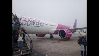 ZERO VISIBILITY Wizzair A321neo landing in London Luton LTN [upl. by Artemisa]