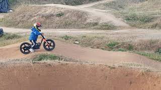 kids 4 year old very good at pumptrack revvi electric bike 16quot by Nil Rider [upl. by Strang449]