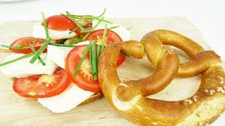 DIY Rezepte mit Brezeln  DIY Inspiration Challenge  Brezel mit Mozarella amp Tomaten [upl. by Evreh]