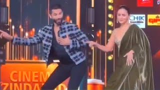 Shahid Kapoor dances with Alia Bhatt on Saree Ke Fall Sa at Zee Cine Awards 2024  Trading Video [upl. by Kathye]