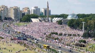 Białoruś  Mińsk największy wiec w historii Białorusi [upl. by Hilar420]