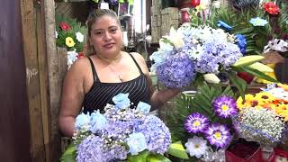 Arreglos a bajo precio en floristería Bouquet del mercado Roberto Huembes [upl. by Aralk]