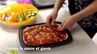 Recette Tupperware facile et rapide de PIZZA MAISON [upl. by Afatsuom]